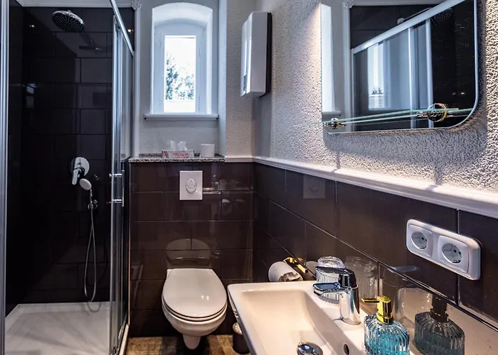 Haensch 3 * غروسشوناو